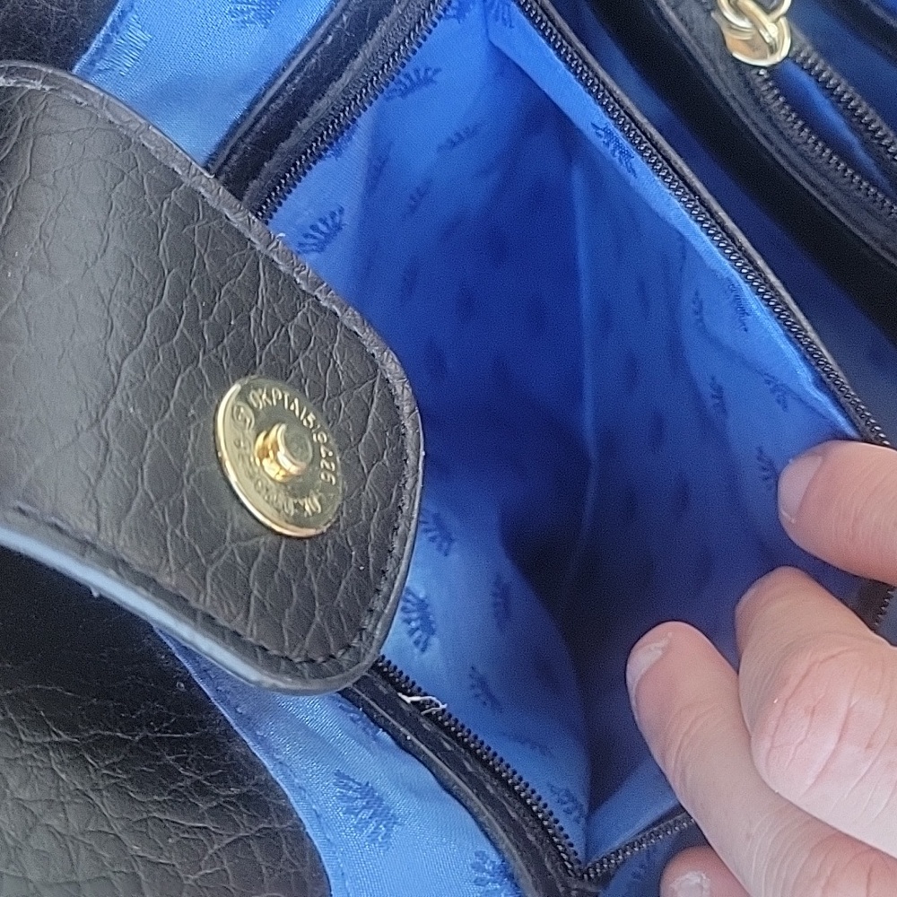 Juicy Couture Elegant Black Pebble Texture Leather, Blue Inside Shoulder Bag. - Picture 9 of 12